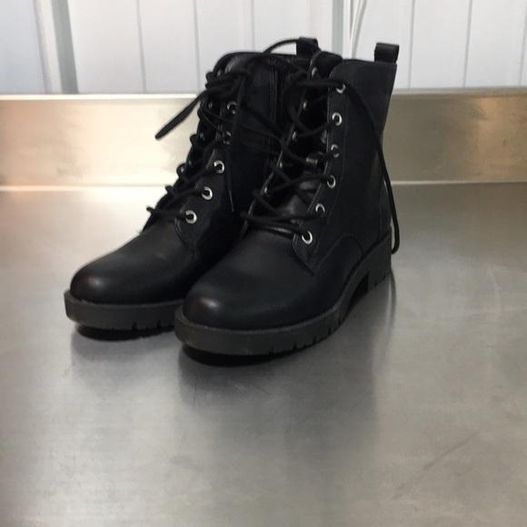 Shoes - Alfani Bootie Size 5 No Box